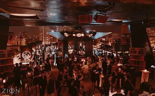 Không gian rooftop Zion 09