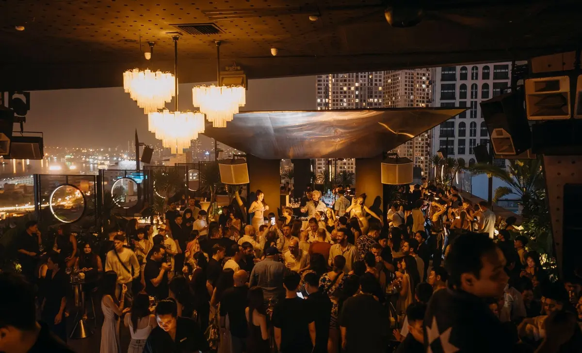 Zion Sky Lounge & Dining — Ladies Night rooftop